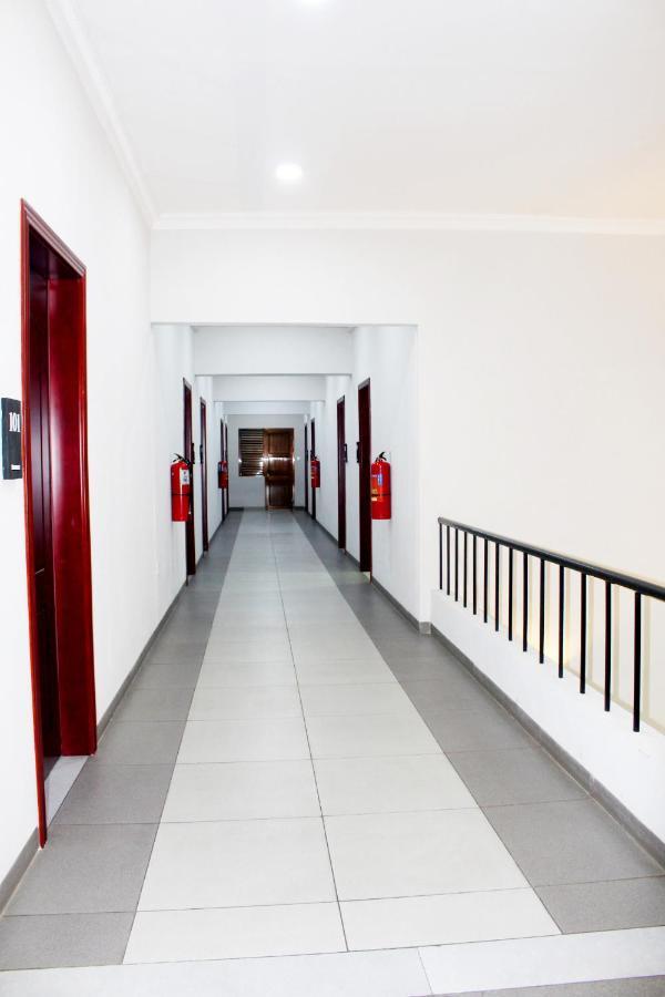 קינשאסה Ixoras Hotel מראה חיצוני תמונה
