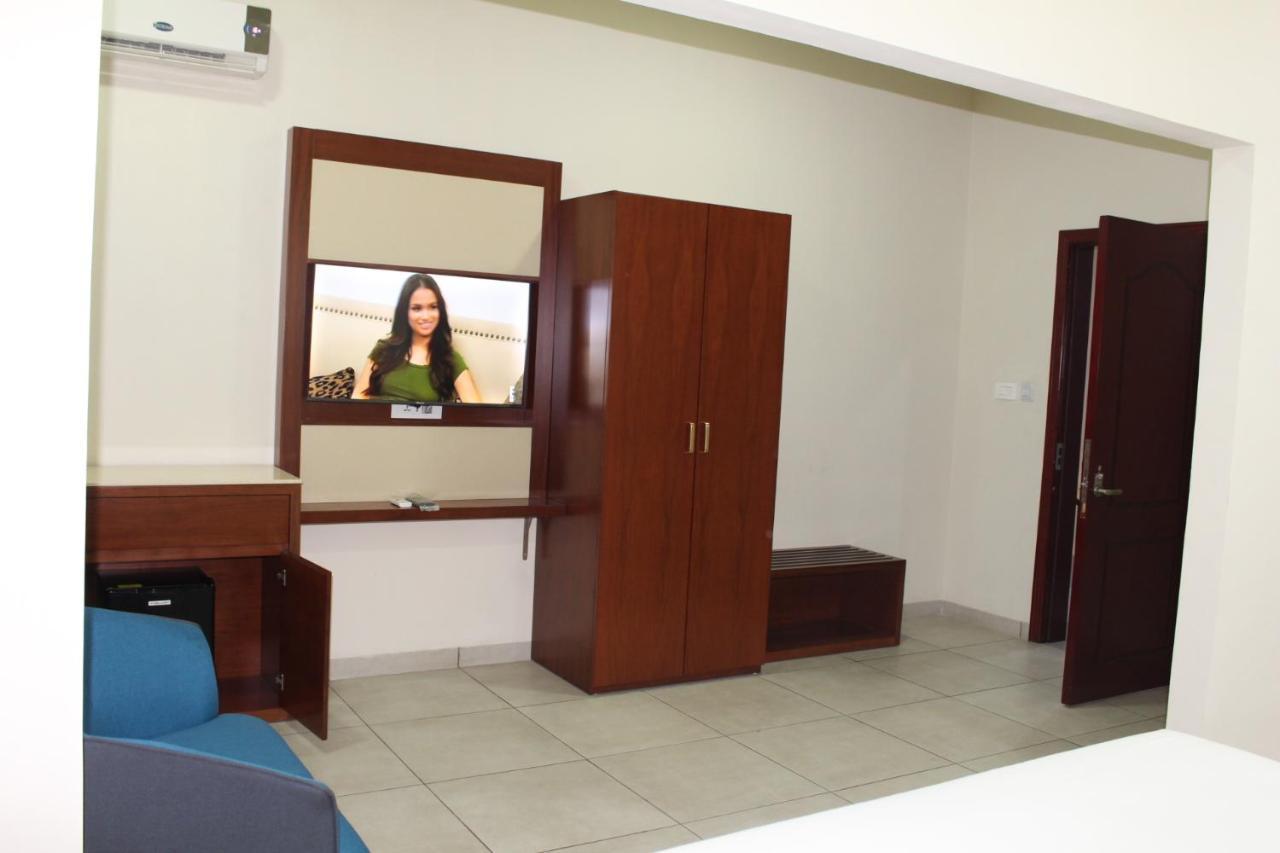 קינשאסה Ixoras Hotel מראה חיצוני תמונה