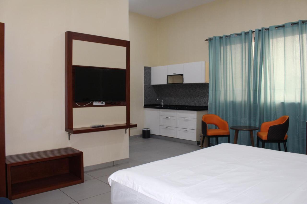 קינשאסה Ixoras Hotel מראה חיצוני תמונה
