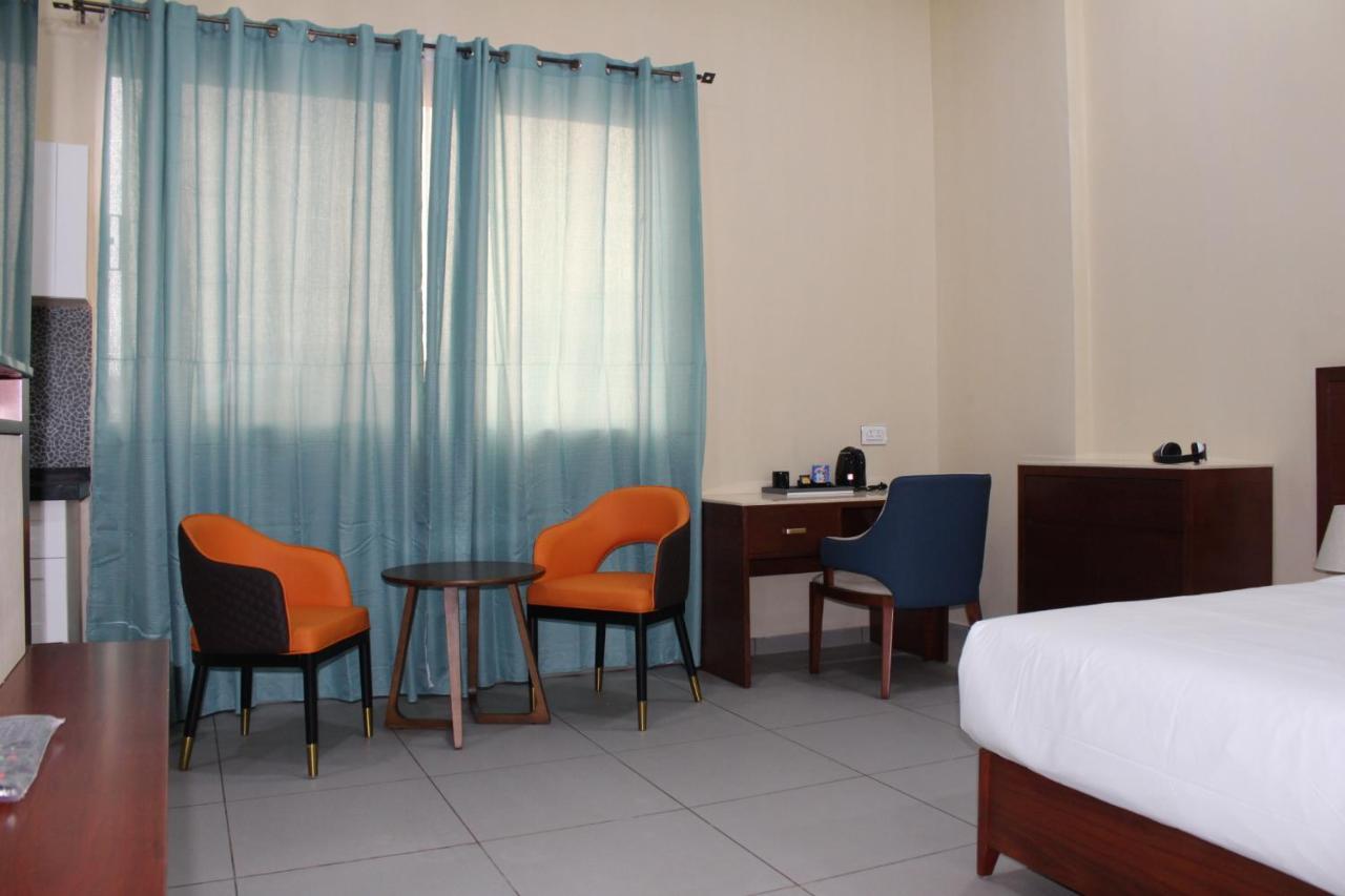 קינשאסה Ixoras Hotel מראה חיצוני תמונה