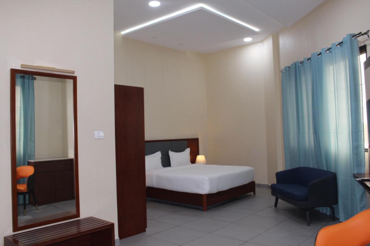 קינשאסה Ixoras Hotel מראה חיצוני תמונה