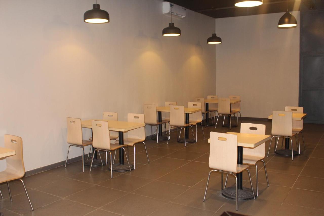 קינשאסה Ixoras Hotel מראה חיצוני תמונה